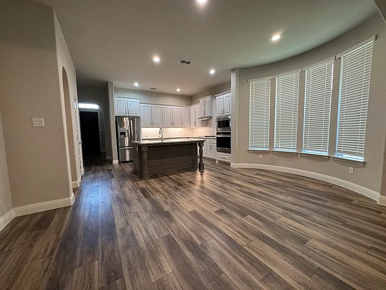 216 Missler Dr — Photo 6