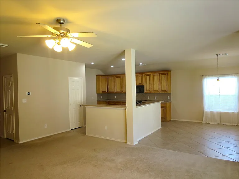 21710 Grand Hollow Ln — Photo 7