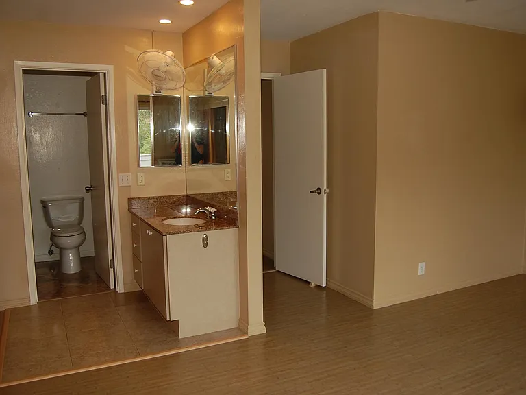 559 Keolu Dr — Photo 27