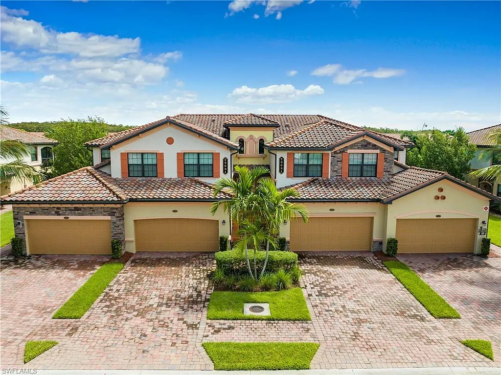 3 bed, 2.0 bath, 2173 sqft, $11,000 — Photo 3