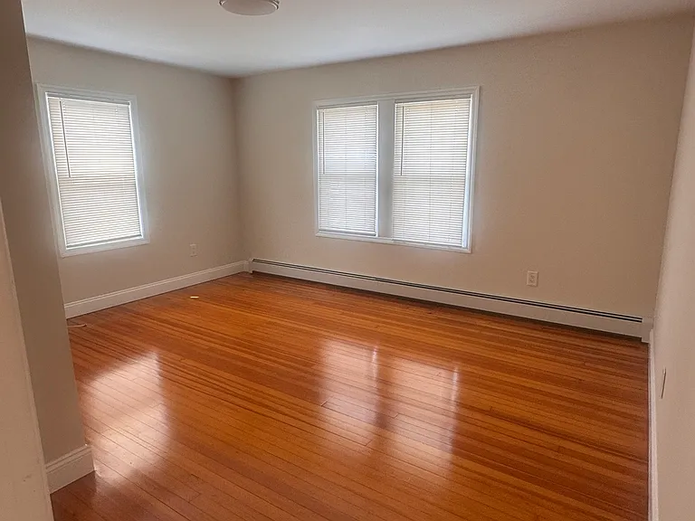 39 Case Ave #2 — Photo 8