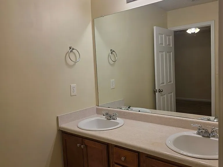 213 Shenandoah Dr — Photo 19