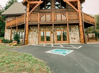 2215 N Charles G Seivers Blvd, Clinton, TN 37716