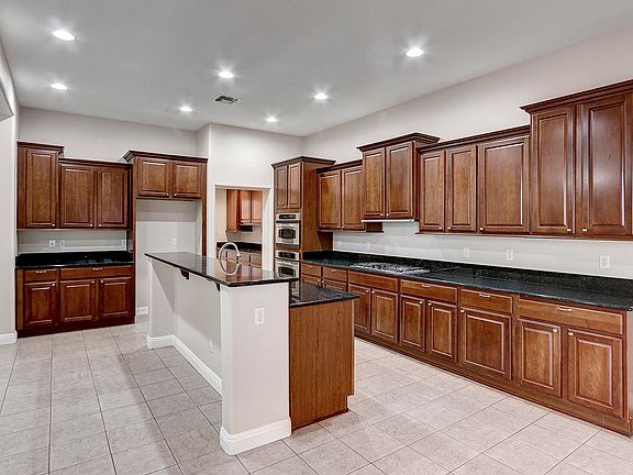 3rd image of 26774 N 90th Ln