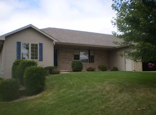 1411 Co Cos Run, Howard, WI 54313