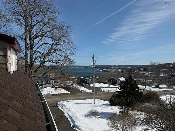 3rd image of 55 Lighthouse Rd