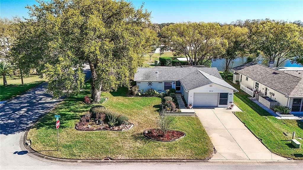 8414 Divot Way, Port Richey, FL 34668 | Zillow
