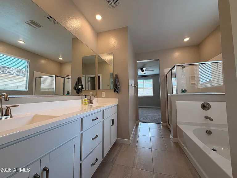 3463 S 175th Ln — Photo 8
