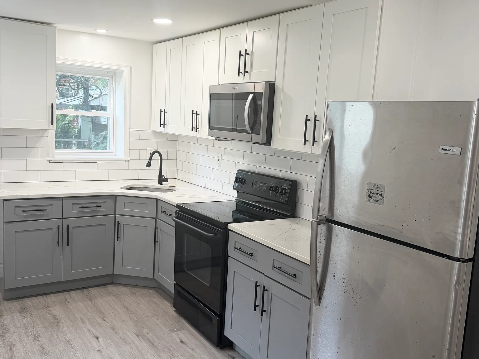 3 bed, 1000 sqft, $1,500 — Photo 4
