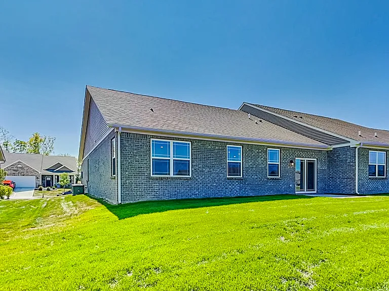 8842 Faulkner Dr — Photo 21
