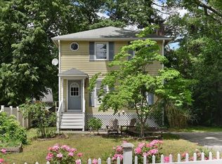 105 Grove Ave, Wilmington, MA 01887
