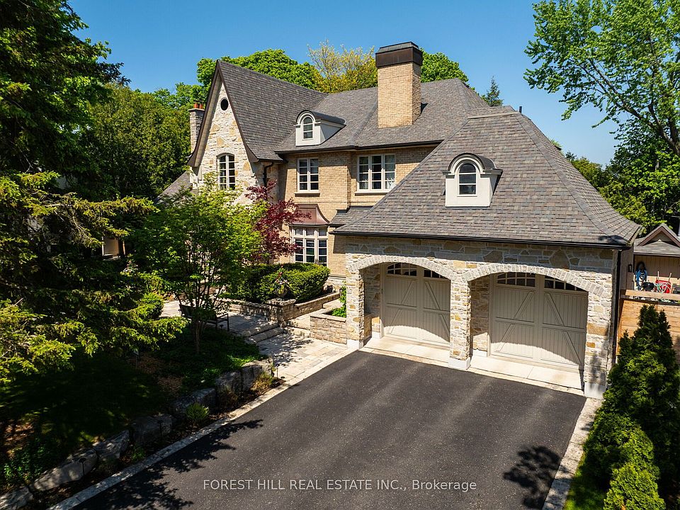 1st image of 14 Denewood Cres