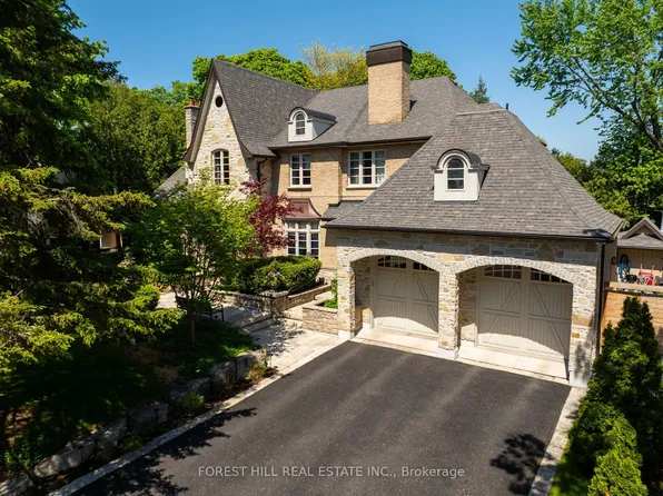 14 Denewood Cres, Toronto, ON M3B 1M5