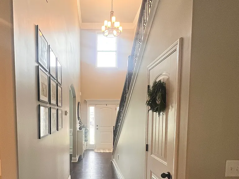 230 Misty Valley Ln — Photo 3