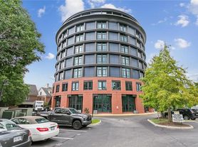 415 Saint Pauls Blvd