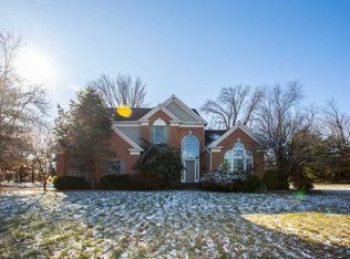 75 Poplar Dr, Paramus, NJ 07652