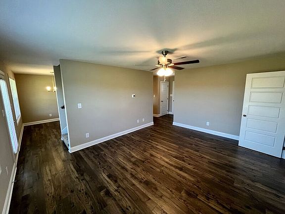 5th image of 173 Ardell Dr