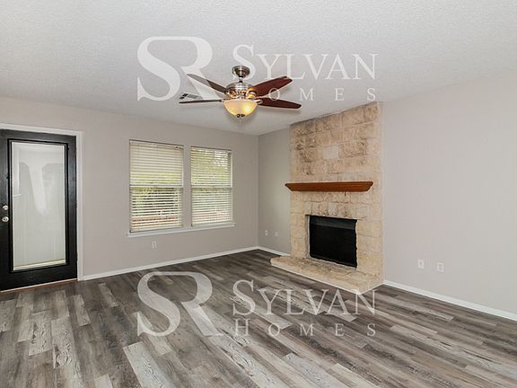 3rd image of 6333 La Mesa St