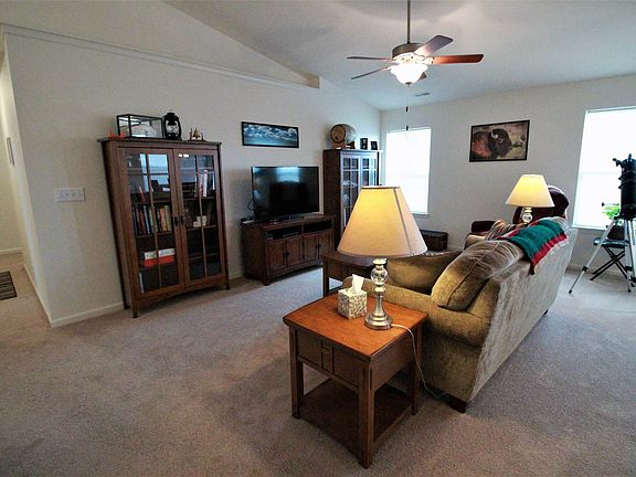 3rd image of 5711 Sorrel Dr