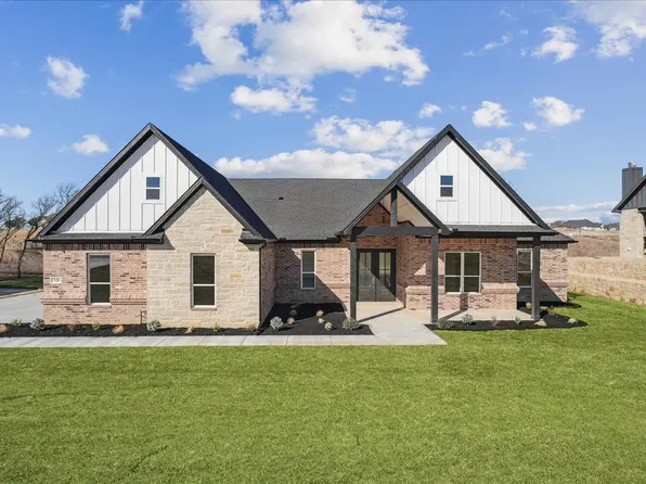 328 Slimp Blf, Azle, TX 76020