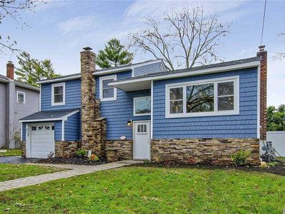 106 Block Blvd, Massapequa Park, NY, 11762