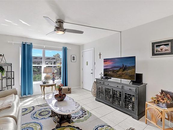 5th image of 6864 Sandtrap Dr APT 2
