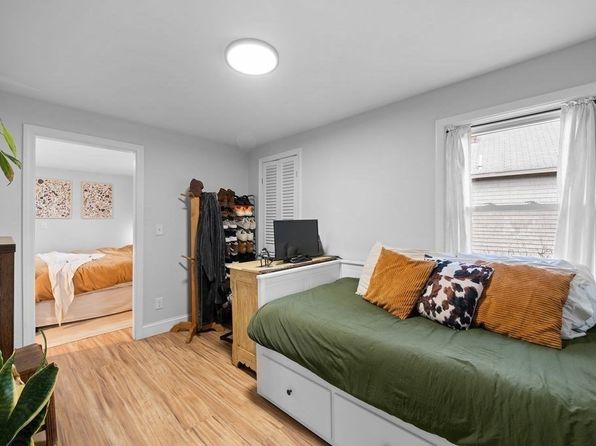 11 Autumn St, Billerica, MA 01821