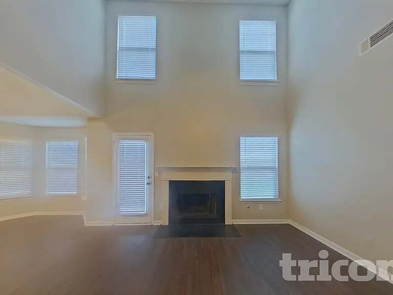 5148 Estonian Dr — Photo 3
