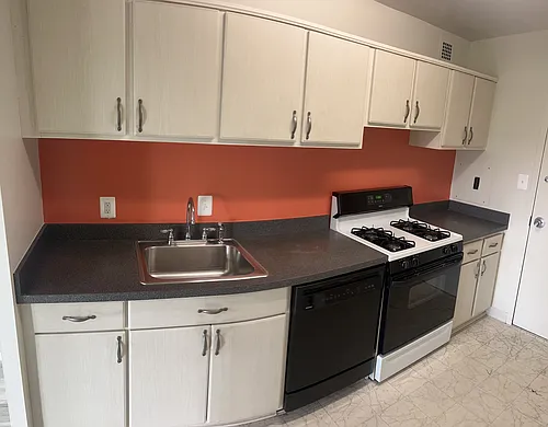 1111 University Blvd W Photo 1