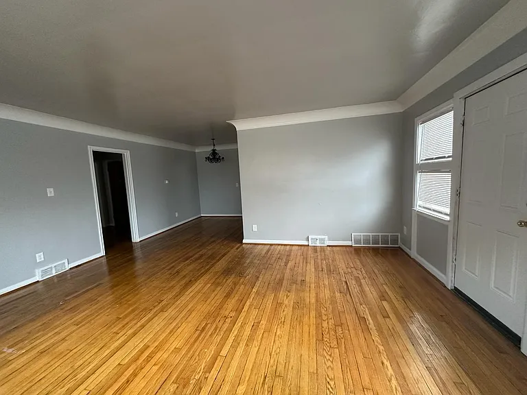 17535 Manderson Rd #203 — Photo 7