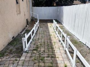 2810 NW 51st St #C, Miami, FL 33142