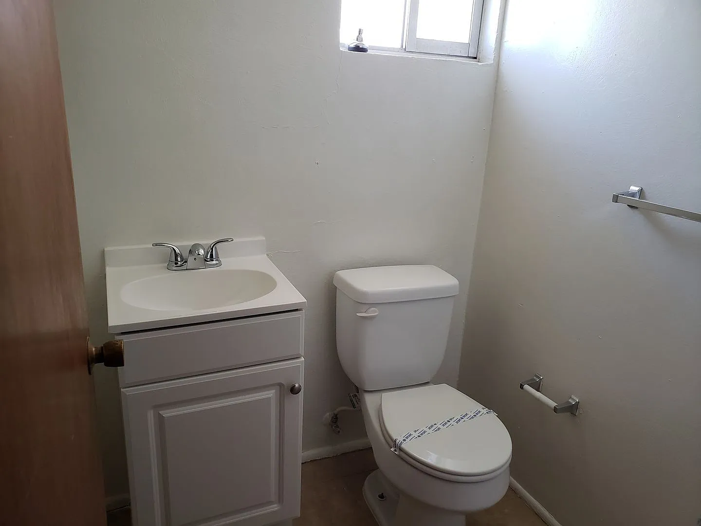 2 bed, 2.0 bath, 1050 sqft, $1,449 — Photo 3