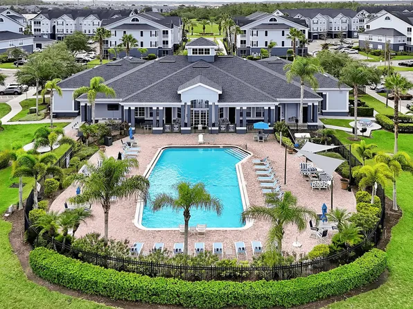 ARIUM Crowntree Lakes