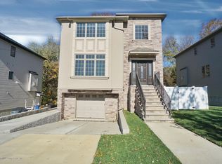 3407 Richmond Rd, Staten Island, NY 10306