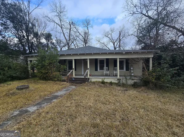 1070 Borum St, Unadilla, GA 31091