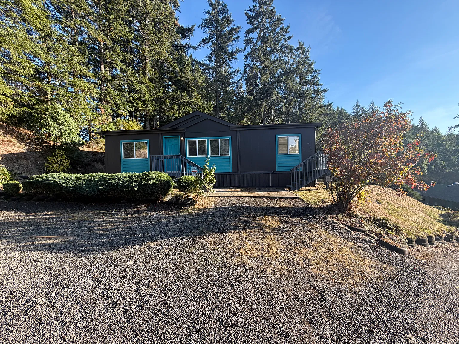 3 bed, 1093 sqft, $1,675 — Photo 1
