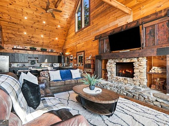 4th image of 221 Foxfire Rd #21