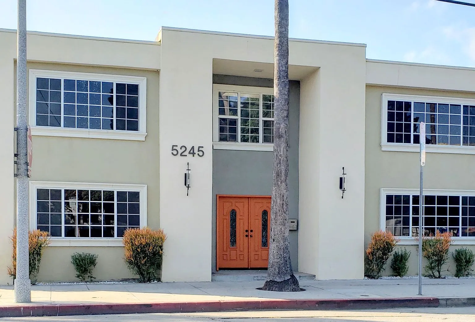 5245 Bakman Ave. — Photo 2