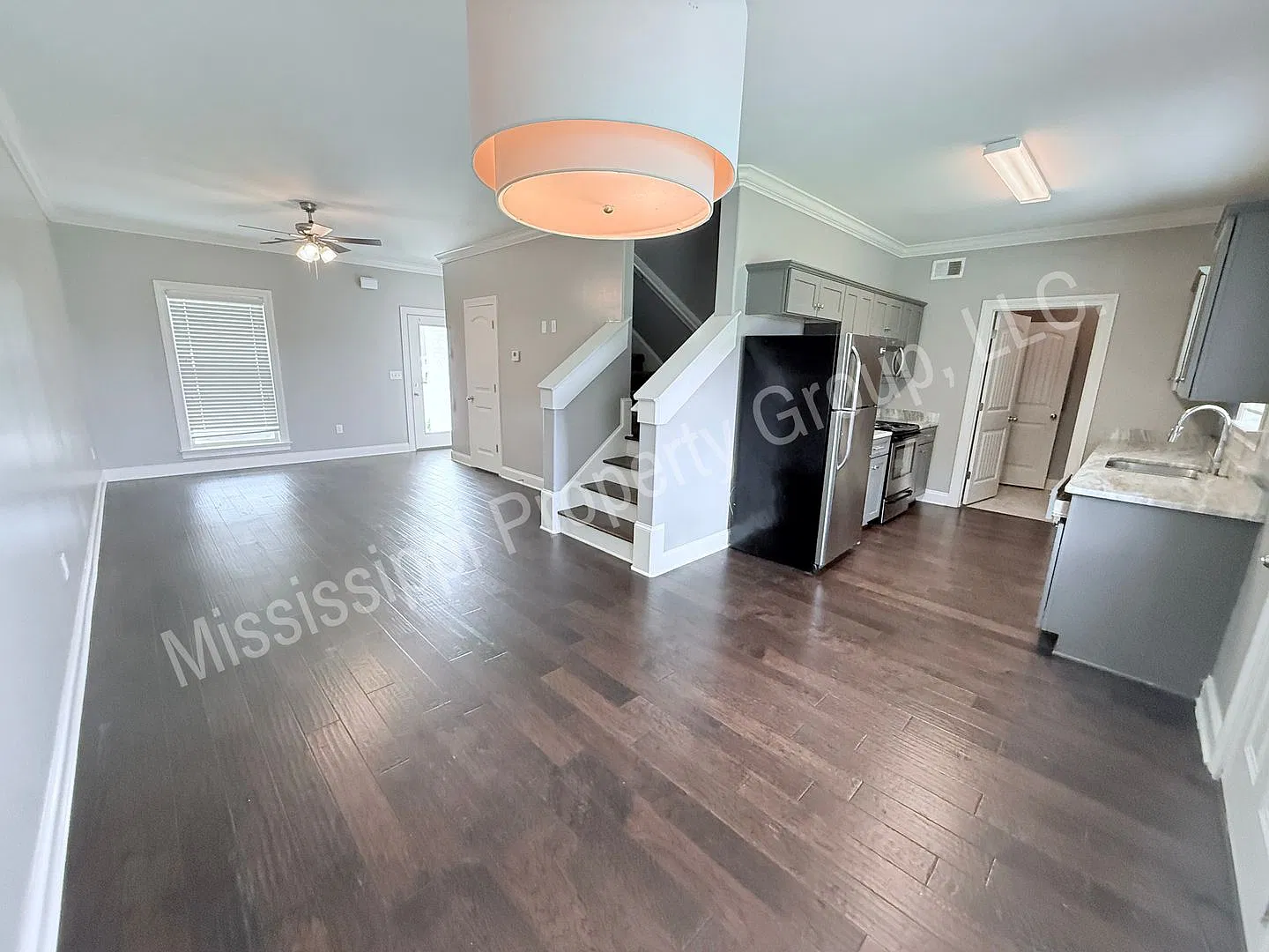 4bd / 4.5ba For Rent — Photo 4