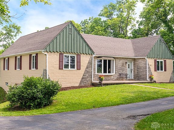 4th image of 11161 Providence Pike
