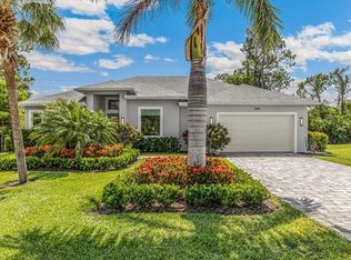 1245 Imperial Dr, Naples, FL 34110