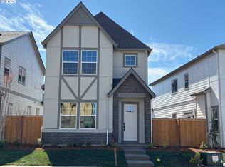 18332 SW Alderwood Dr, Beaverton, OR 97003