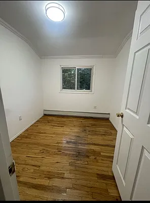 Rented by E Realty International Corp | media 4