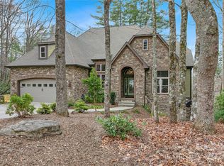 585 Dvdisdi Ct, Brevard, NC 28712