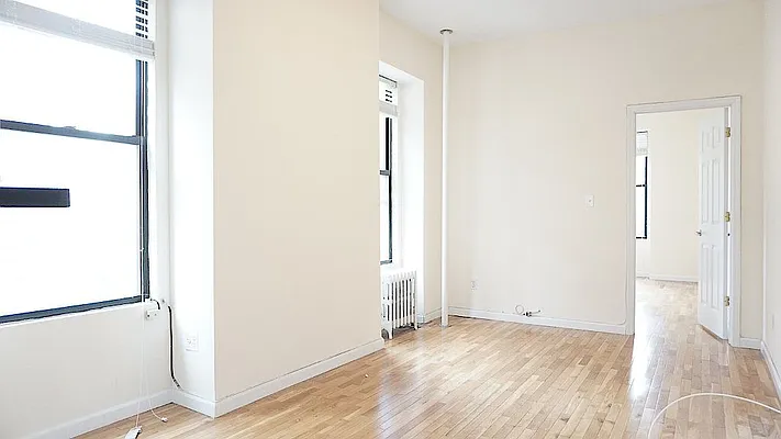 Rented by Compass | media 13