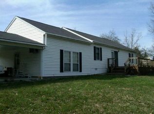 224 Pratt Ln, Rocky Top, TN 37769