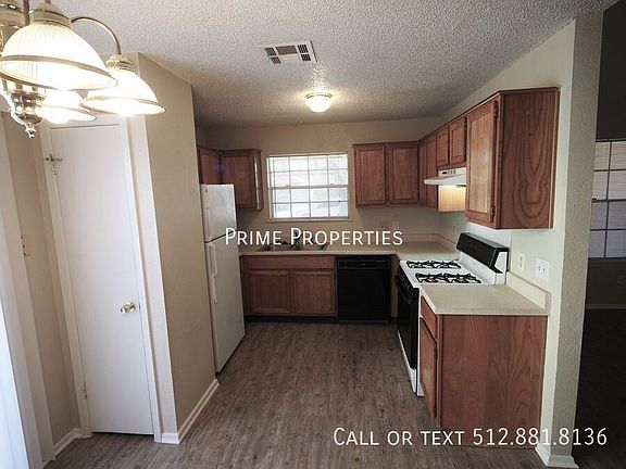 5th image of 404 Burlwood Ct