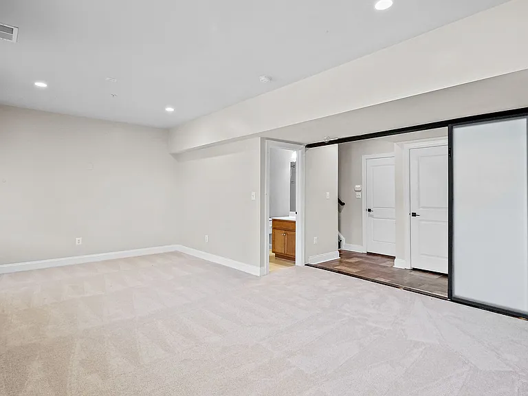 2542 Cherry Tree Rd — Photo 10