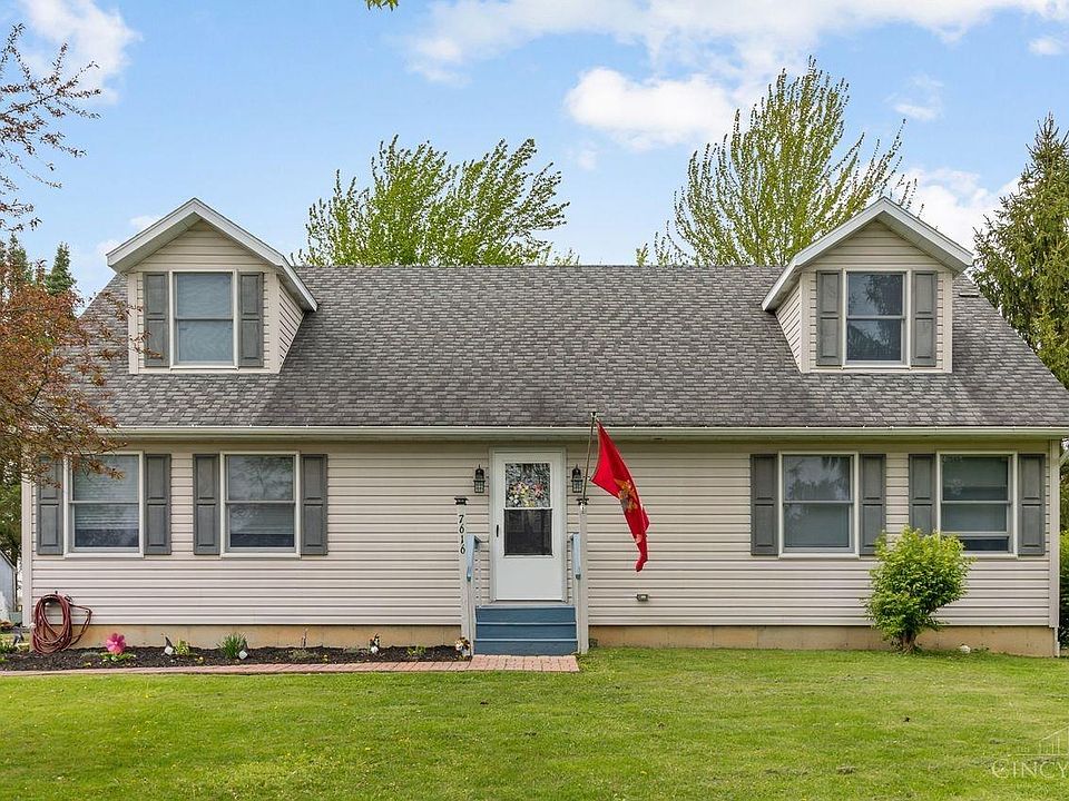 1st image of 7616 Rosewood Dr