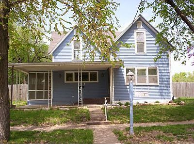 1st image of 513 E 2nd St